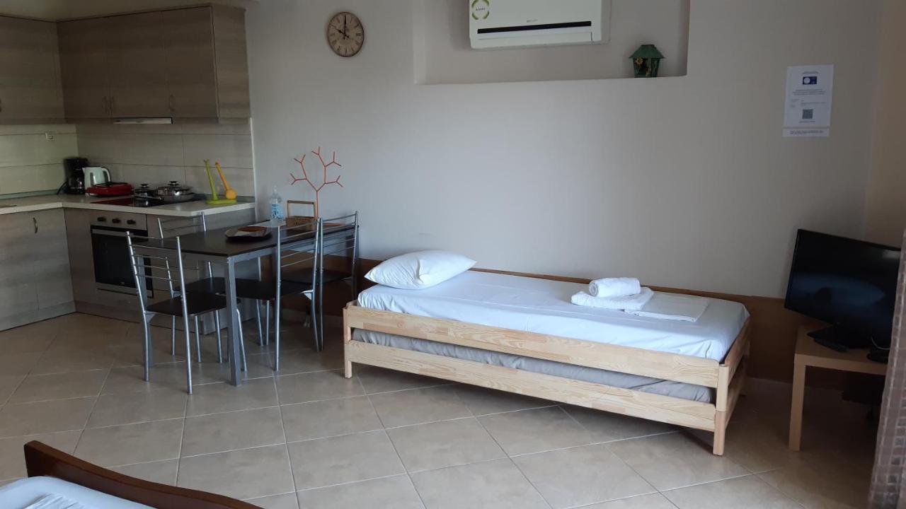 Casa Di Leni Apartment PalaiónTsiflíkion Екстериор снимка