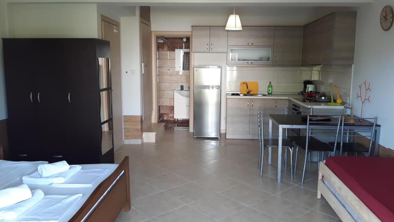 Casa Di Leni Apartment PalaiónTsiflíkion Екстериор снимка